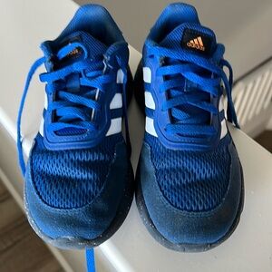 Adidas athletic running shoe gently used